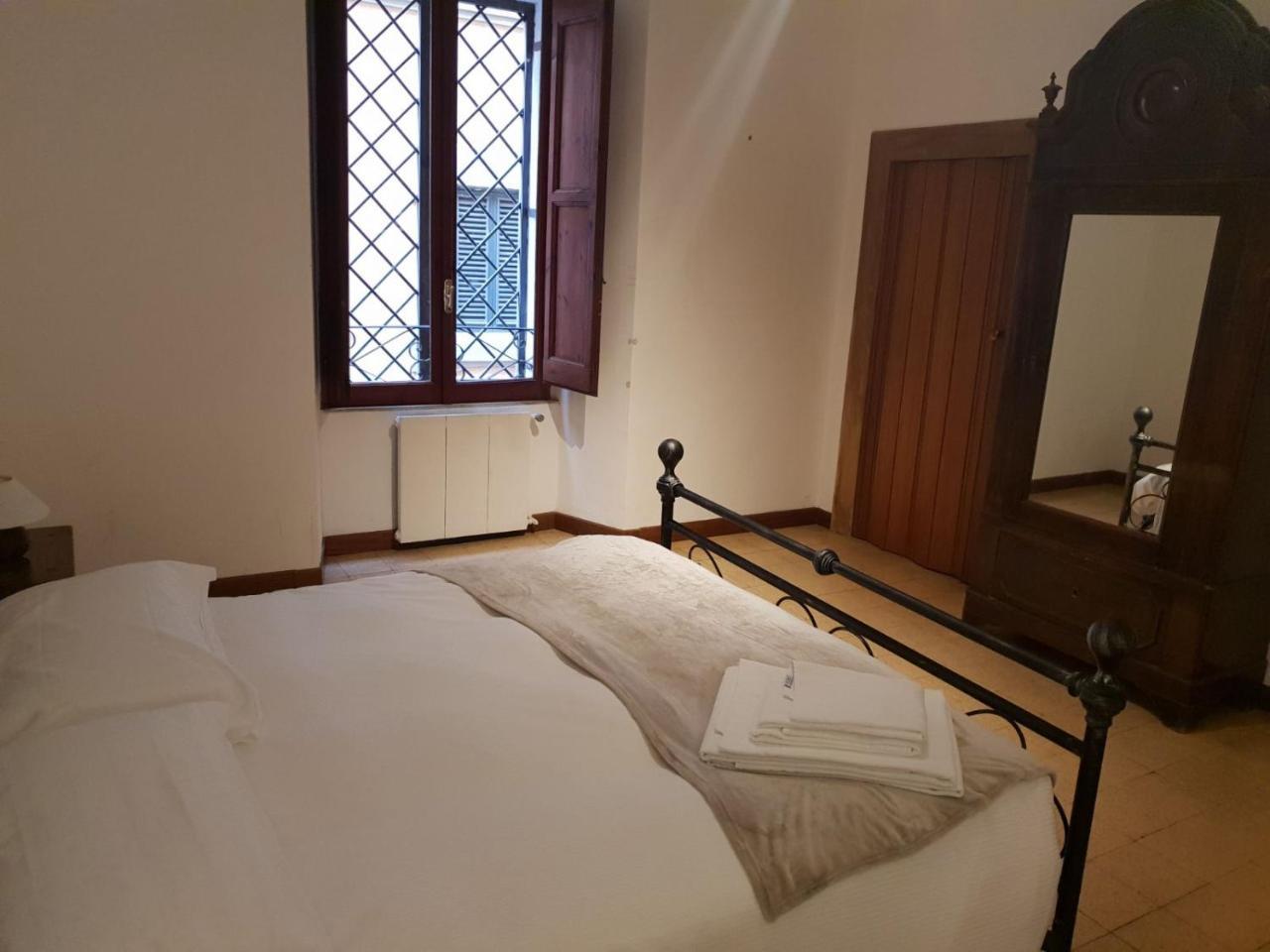 Big Apartment In Campo De Fiori Rome Extérieur photo